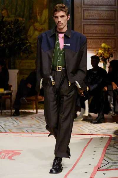 Look 20